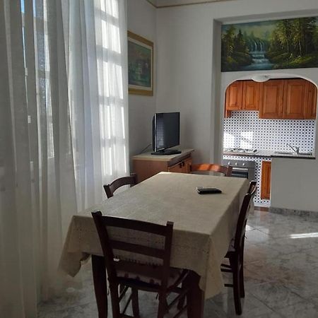 Castaldi Apartments Forio  ภายนอก รูปภาพ